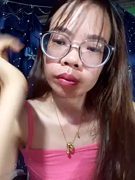   Mai-love19   online show from May 18, 8:41 am