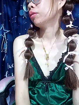   Mai-love19   online show from May 25, 12:10 am