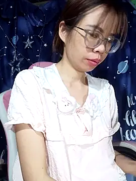   Mai-love19   online show from April 14, 12:15 am