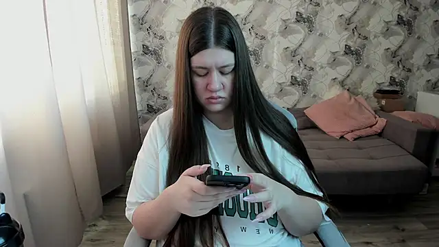 Lis Kollen online show from February 12, 10:37 am