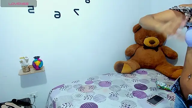 divahotxx 69 online show from January 5, 1:03 am