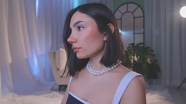 AmyArmstrong online show from February 16, 8:51 pm