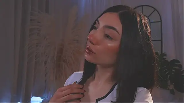 AmyArmstrong online show from November 9, 2:21 pm