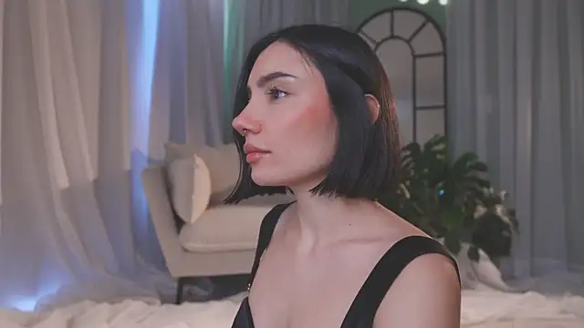 AmyArmstrong online show from March 9, 10:46 pm