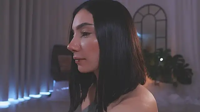 AmyArmstrong online show from November 10, 8:47 pm