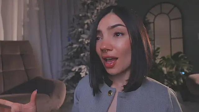 AmyArmstrong online show from January 7, 10:48 pm