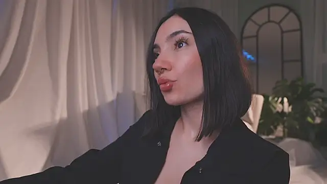 AmyArmstrong online show from February 2, 11:04 pm