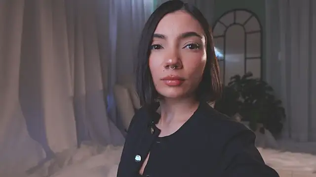 AmyArmstrong online show from March 31, 10:45 pm