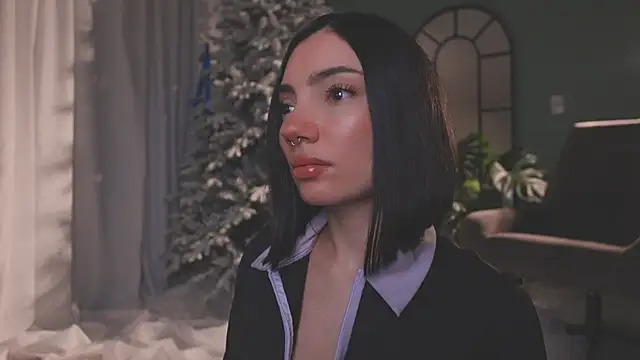 AmyArmstrong online show from January 11, 11:00 pm