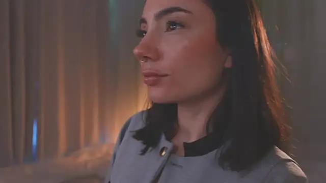 AmyArmstrong online show from November 28, 8:53 pm