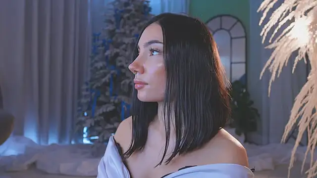 AmyArmstrong online show from December 20, 8:12 pm