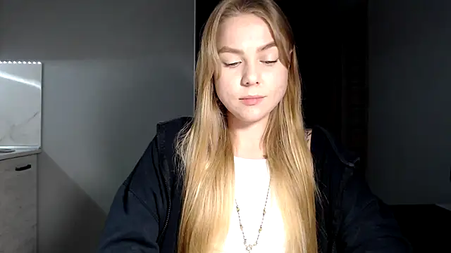 Snapshot of Sunbeam_ chatting on November 13, 3:16 pm Sunbeam online show from November 13, 3:16 pm