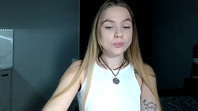 Snapshot of Sunbeam_ chatting on February 27, 6:52 pm Sunbeam online show from February 27, 6:52 pm