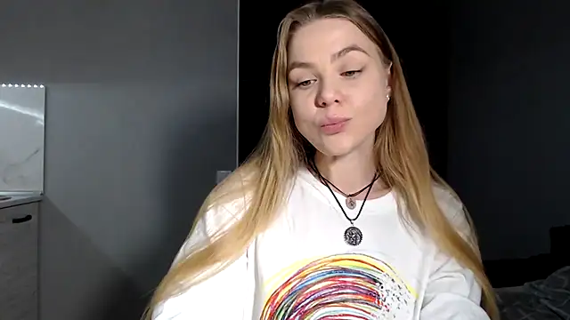 Snapshot of Sunbeam_ chatting on February 19, 4:48 pm Sunbeam online show from February 19, 4:48 pm