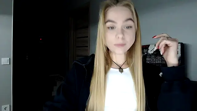 Snapshot of Sunbeam_ chatting on December 3, 7:06 pm Sunbeam online show from December 3, 7:06 pm