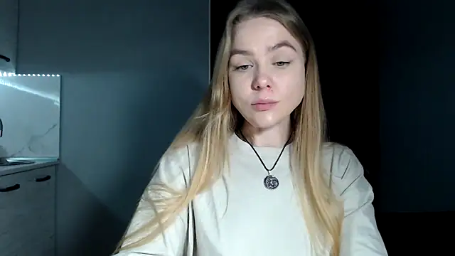 Snapshot of Sunbeam_ chatting on February 24, 8:53 pm Sunbeam online show from February 24, 8:53 pm