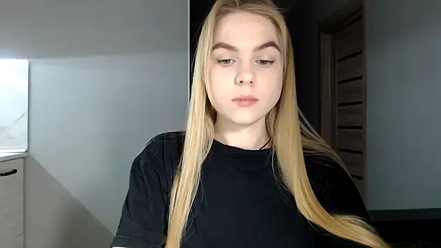 Snapshot of Sunbeam_ chatting on January 8, 10:27 pm Sunbeam online show from January 8, 10:27 pm