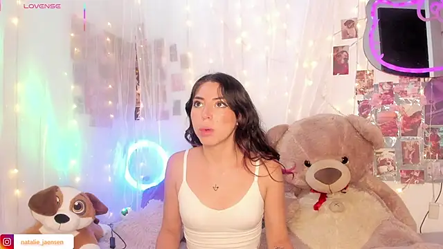 natalie jaensen online show from February 9, 9:02 pm