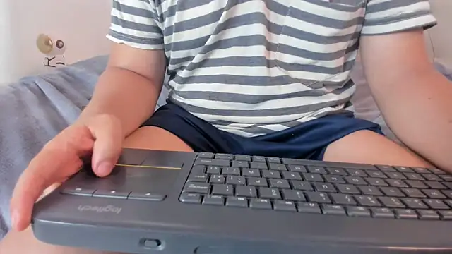 oliver price1 online show from April 8, 1:56 pm