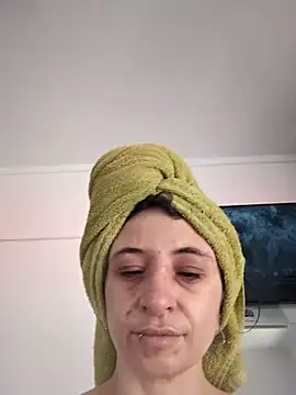 Snapshot of xgabyenlalunax chatting on February 23, 12:37 pm xgabyenlalunax online show from February 23, 12:37 pm