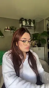 DaniDusan  online show from October 7, 4:41 pm