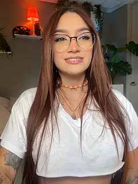 DaniDusan  online show from October 3, 4:19 pm