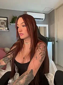 DaniDusan  online show from April 14, 5:07 pm