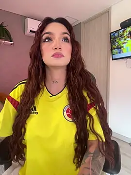 DaniDusan  online show from March 29, 7:26 pm