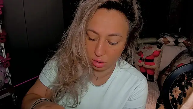 CumOnMy Tits online show from December 15, 1:11 am