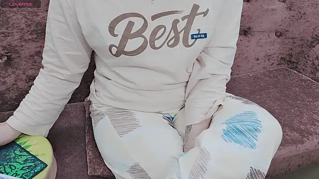 Sophie Secret online show from November 28, 10:32 pm