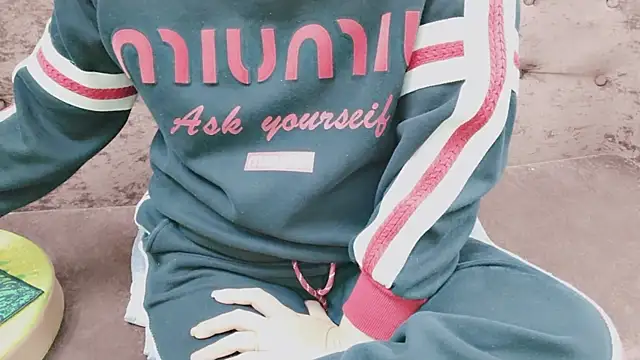 Sophie Secret online show from November 26, 10:32 pm