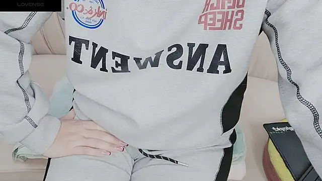 Snapshot of Sophie_Secret chatting on January 18, 11:11 pm Sophie Secret online show from January 18, 11:11 pm