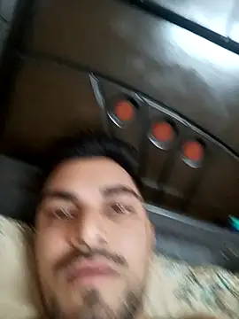 Snapshot of VISHAL_0982 chatting on December 2, 10:03 am VISHAL 0982 online show from December 2, 10:03 am