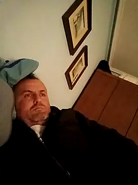 Snapshot of andres1925 chatting on March 2, 1:18 pm andres1925 online show from March 2, 1:18 pm