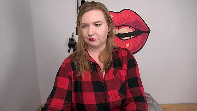 LaraDream online show from November 4, 4:55 pm