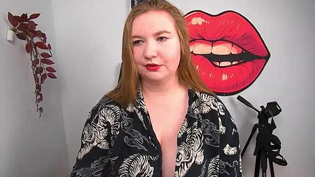 LaraDream online show from May 31, 2:23 pm