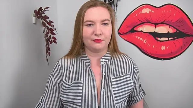 LaraDream online show from May 13, 3:19 pm