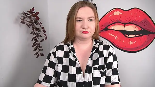 LaraDream online show from March 18, 2:41 pm