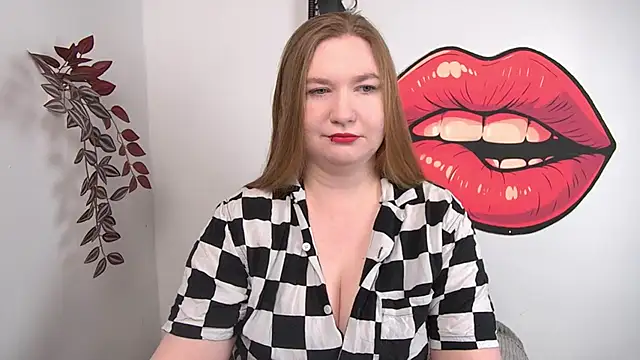 LaraDream online show from April 26, 2:25 pm