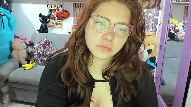 soficammy online show from December 17, 10:15 pm