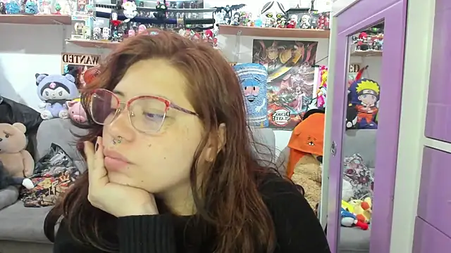 soficammy online show from October 13, 7:59 pm