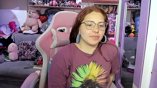 soficammy online show from June 11, 2:53 am
