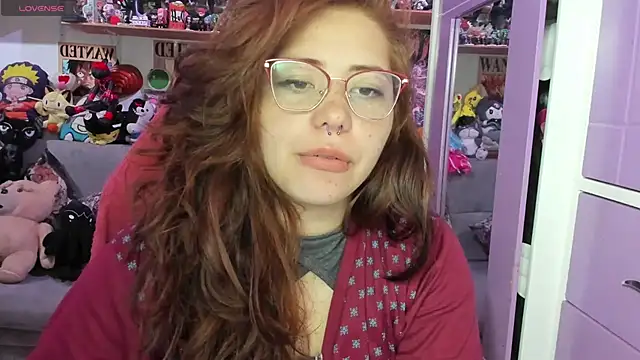 soficammy online show from March 30, 7:48 pm