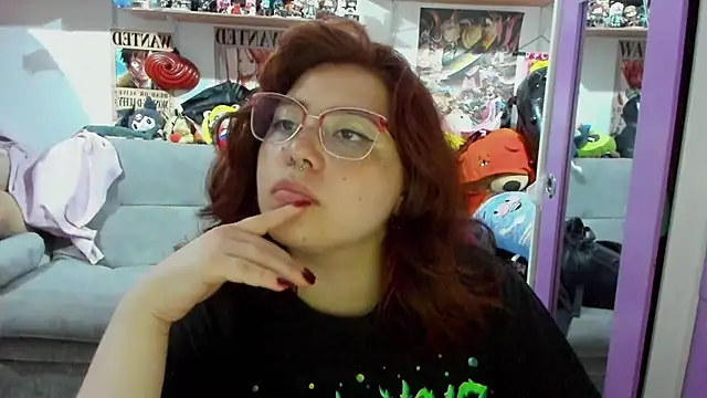 soficammy online show from March 5, 10:43 pm