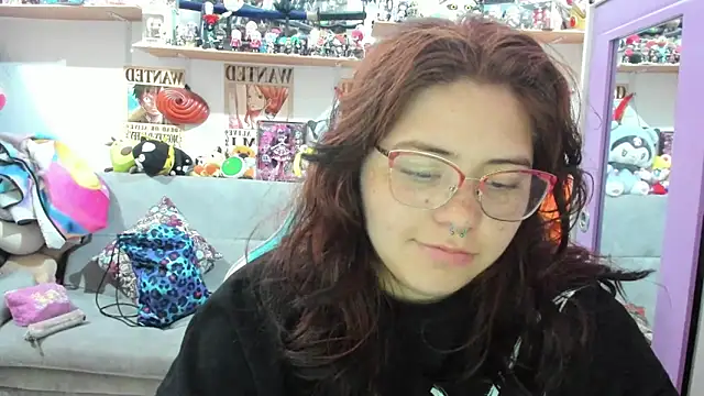 soficammy online show from October 1, 7:51 pm