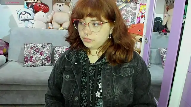 soficammy online show from February 18, 12:59 am