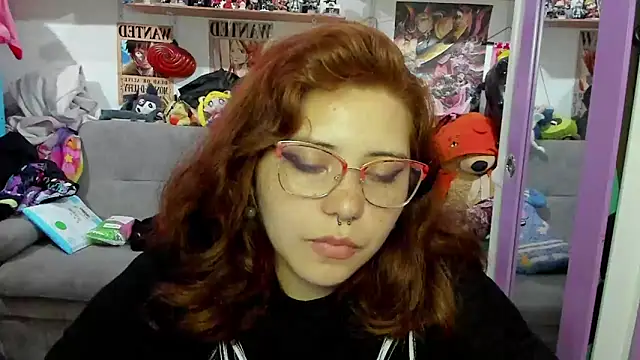 soficammy online show from March 4, 11:00 pm