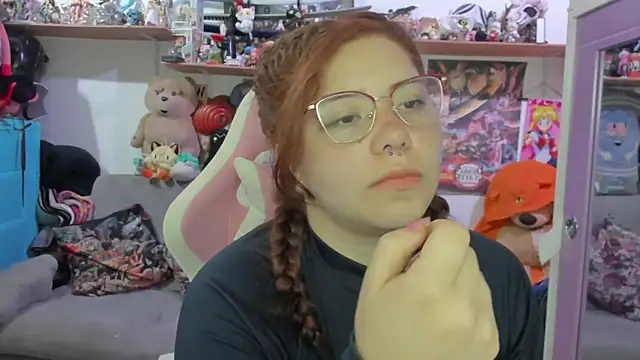 soficammy online show from April 12, 9:18 pm