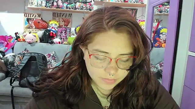 soficammy online show from October 18, 9:39 pm