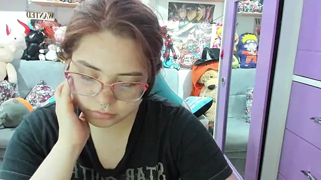 soficammy online show from October 27, 10:44 pm